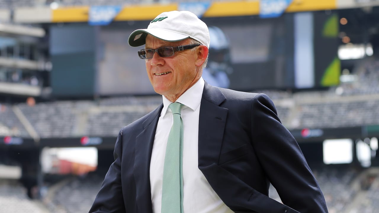 A Master Class in Dysfunction, Thanks Woody Johnson