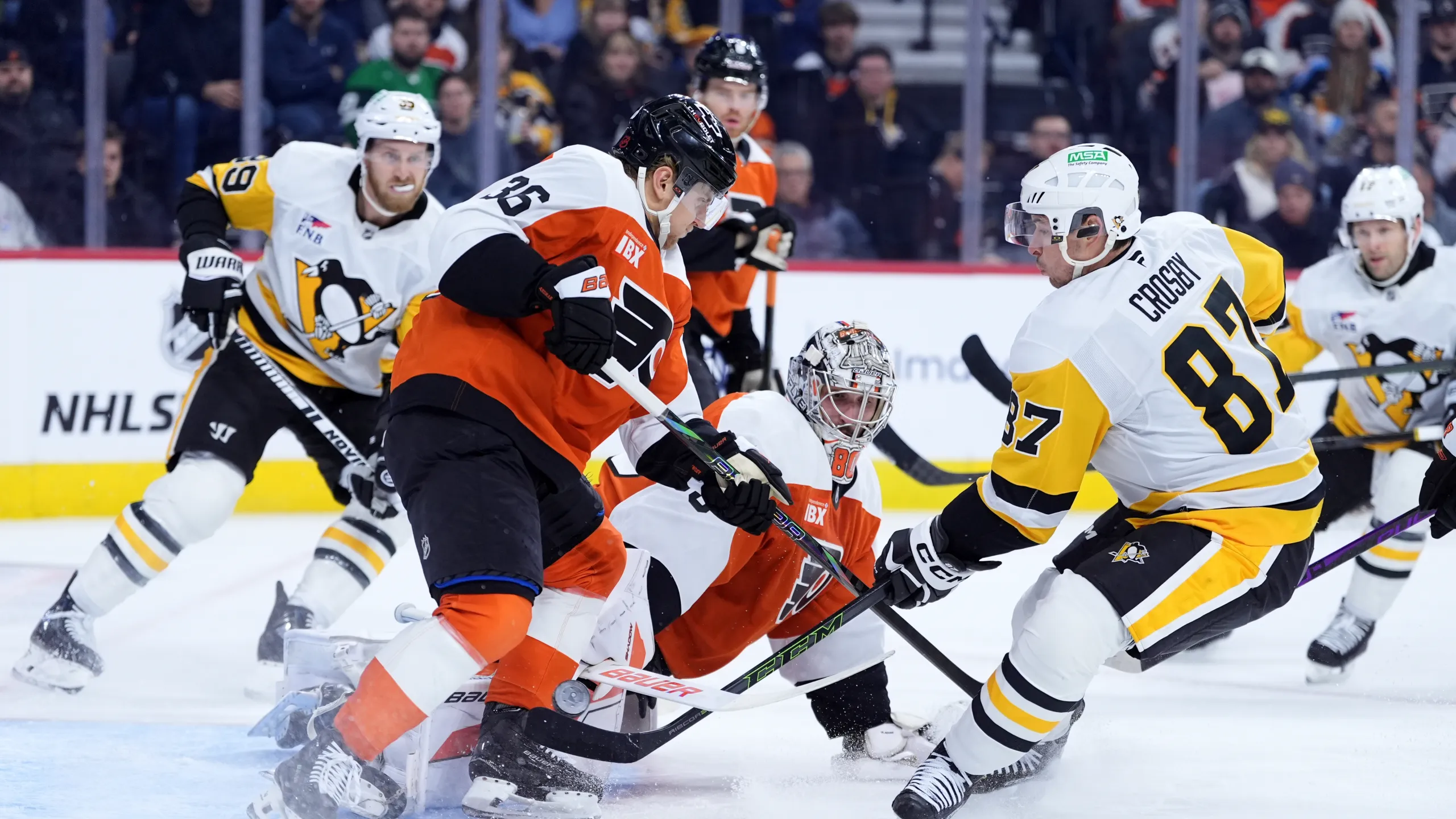 Sidney Crosby Owns The Flyers And Their Soft Fans