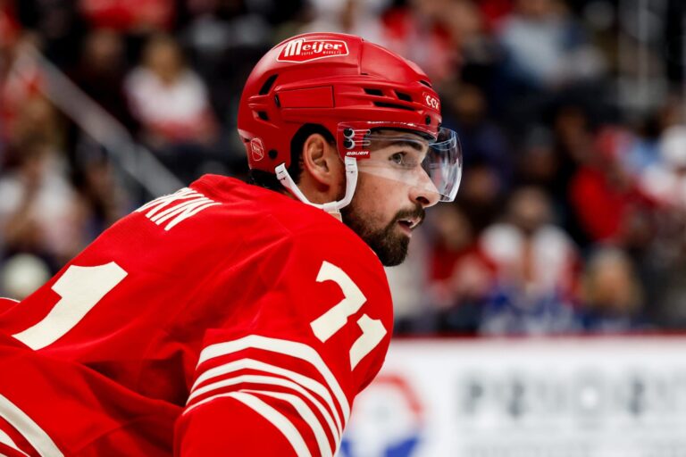 Dylan Larkin Trade: The Penguins Need to Make This Call