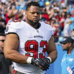 Ndamukong Suh Just Invented a $200,000 NFL Salary That Does Not Exist