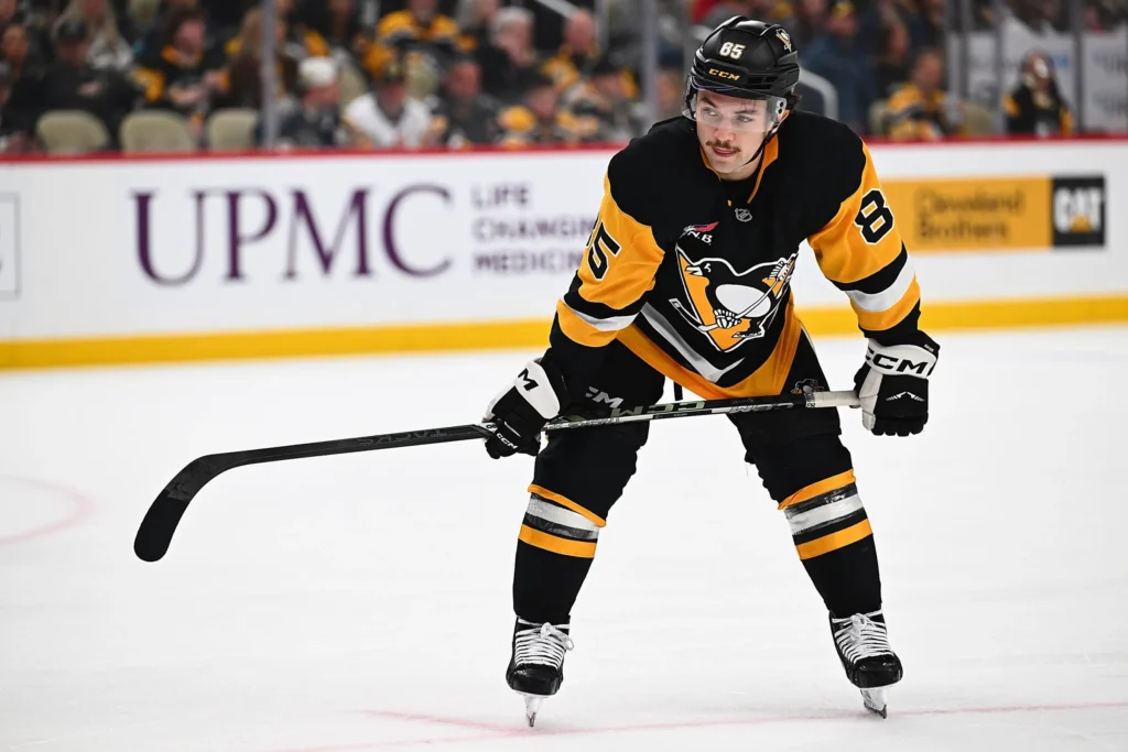 Penguins Roster Cuts: Avery Hayes Sent Down, PP1 Takes Shape