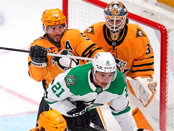 Penguins Beat Stars in Shootout After a Rough Week