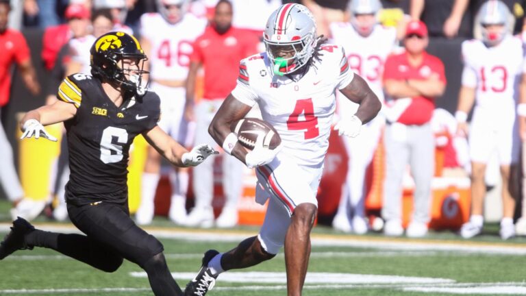 Ohio State Beats Iowa as Jeremiah Smith Makes History
