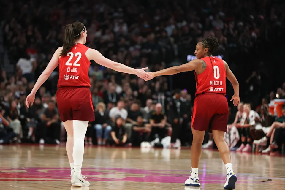 Caitlin Clark, Kelsey Mitchell, Indiana Fever, WNBA, WNBA Free Agency