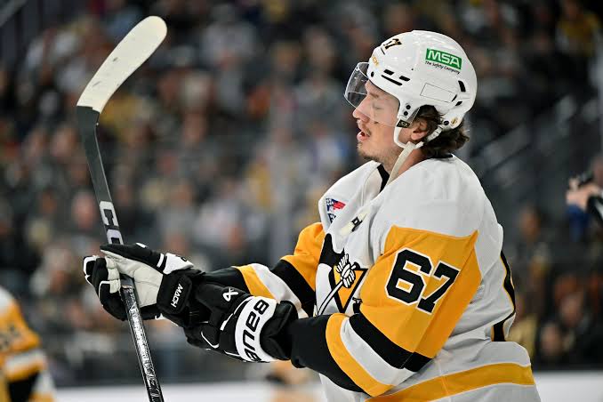 The Penguins Should Trade Veterans, but Keep Rust and Novak